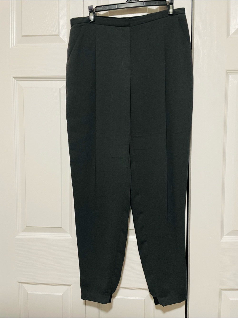 Tahari Dark Gray  Tailored Tapered Pants